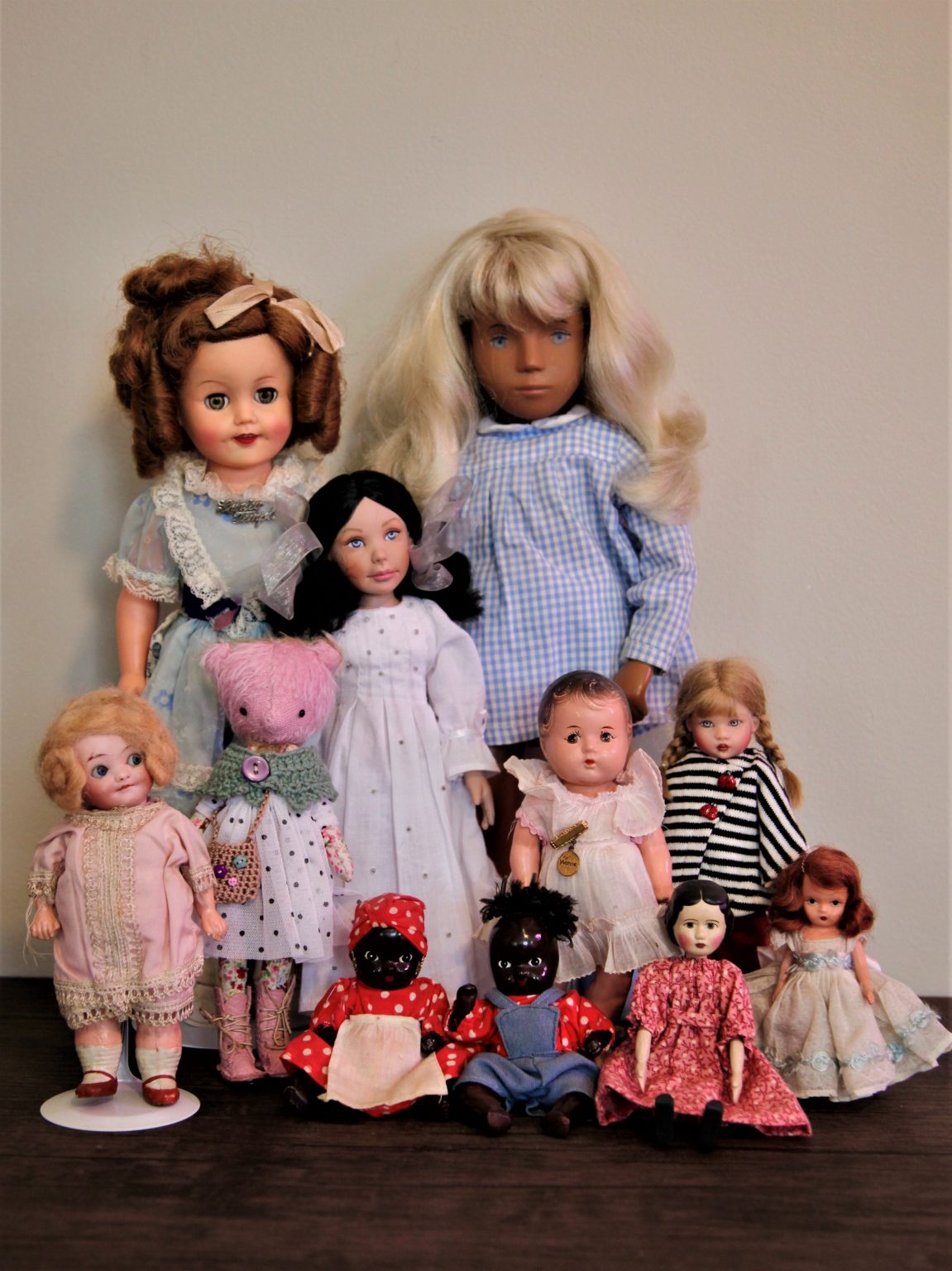 the doll club