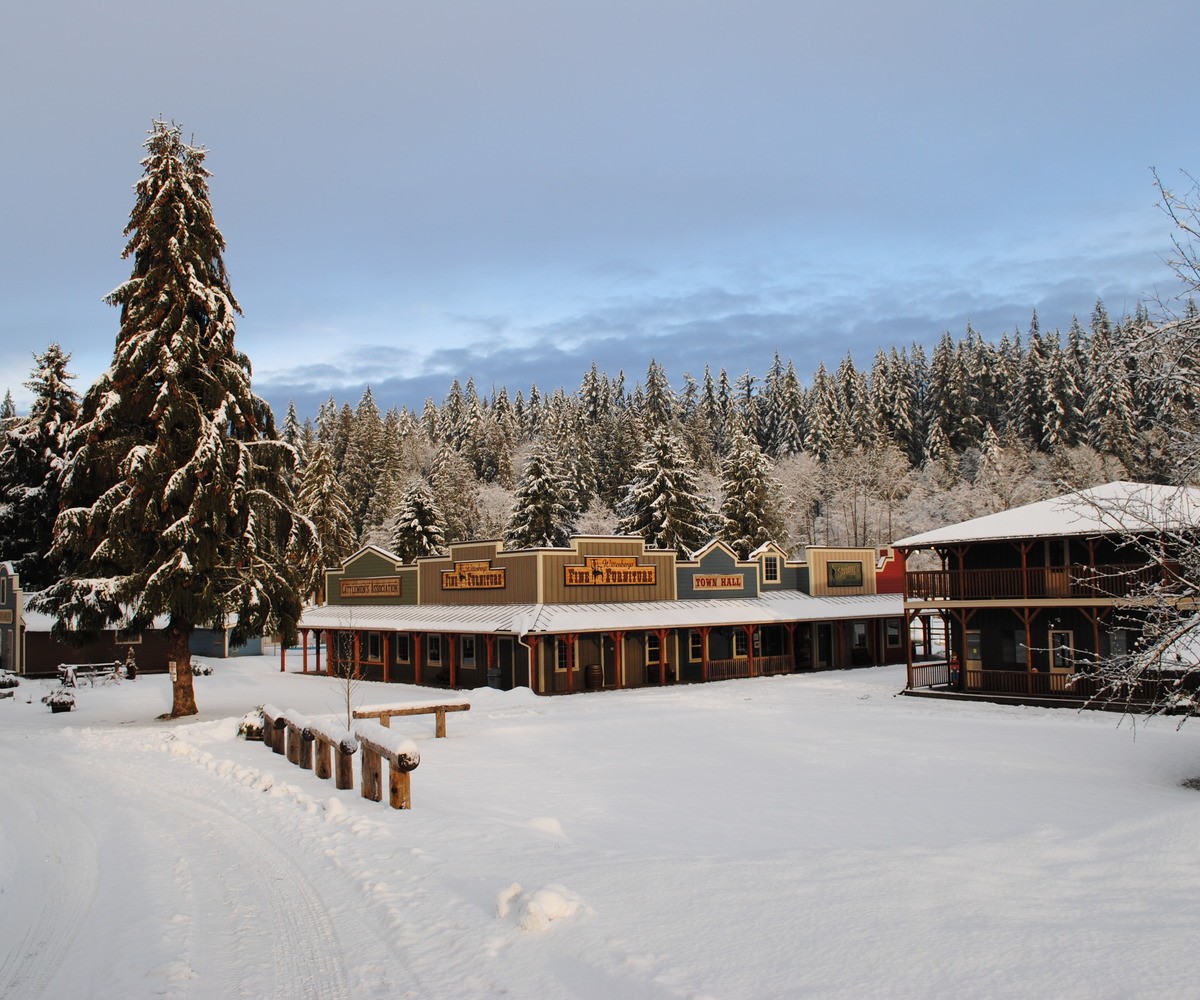 Timberline Ranch Christmas in the Country 1200x1000