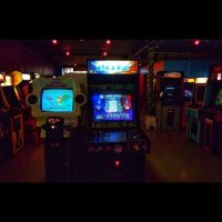 Ajunul Anului Nou La Capital City Classic Arcade 