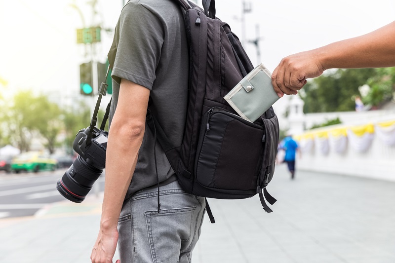 5 Places Where Pickpockets Will Try to Fool You (and how to protect  yourself) - Family Fun Canada
